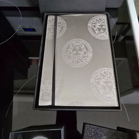 Neiman's Authentic NIB's Versace HomeSet Candelabra Journal Wine Stopper Pillows - Picture 5 of 16